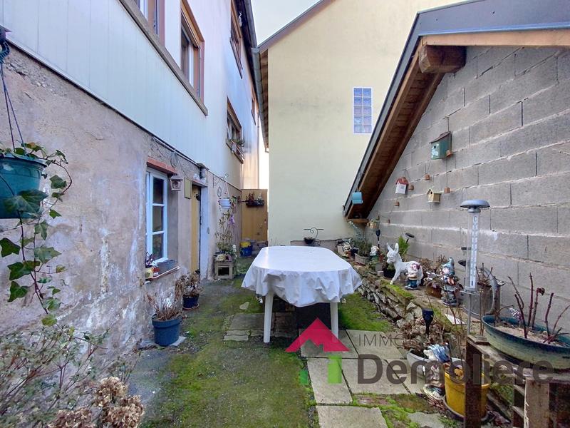 Maison - 210 m² - 10 pièces