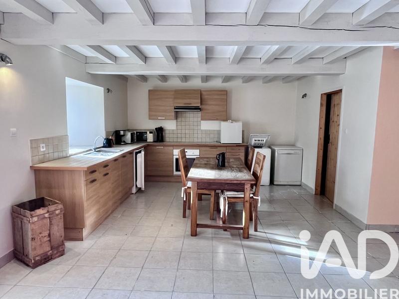 Maison - 234 m² - 12 pièces