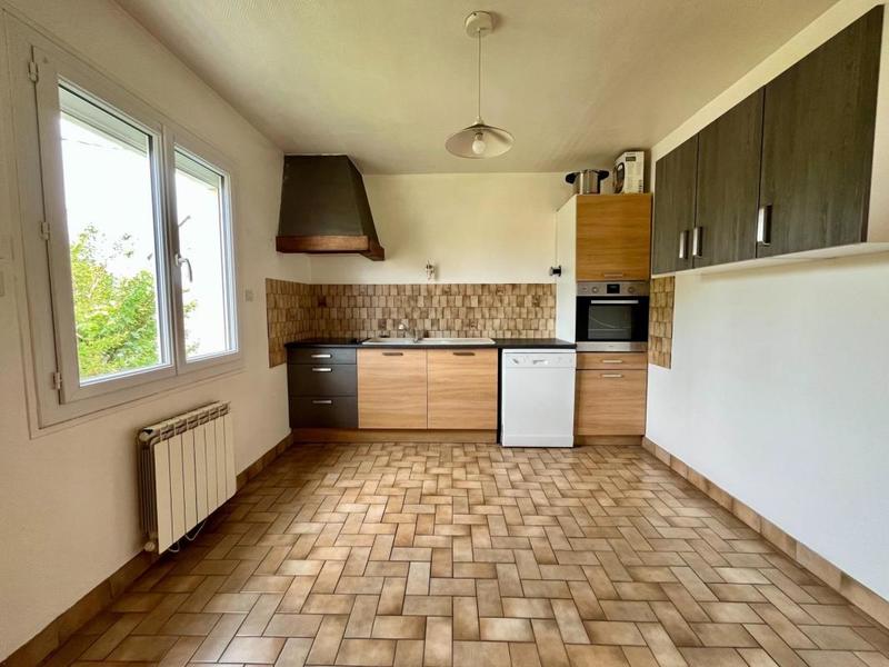 Maison - 95 m² - 5 pièces