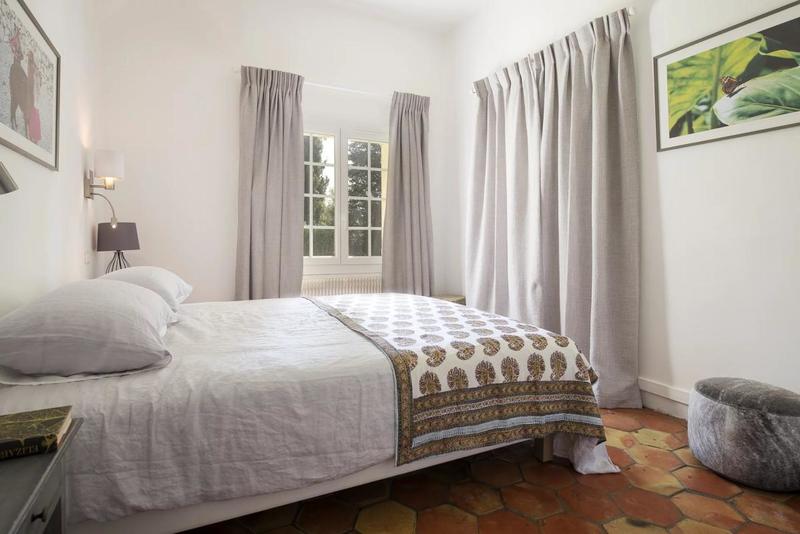 Propriété - 520 m² - 15 pièces