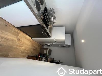 Chambre - 12 m² - 1 pièce