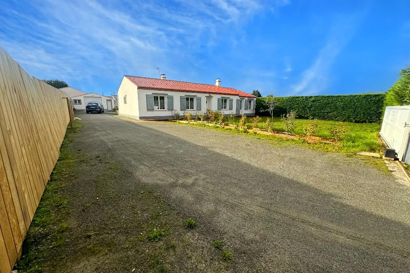 Maison - 115 m² - 4 pièces