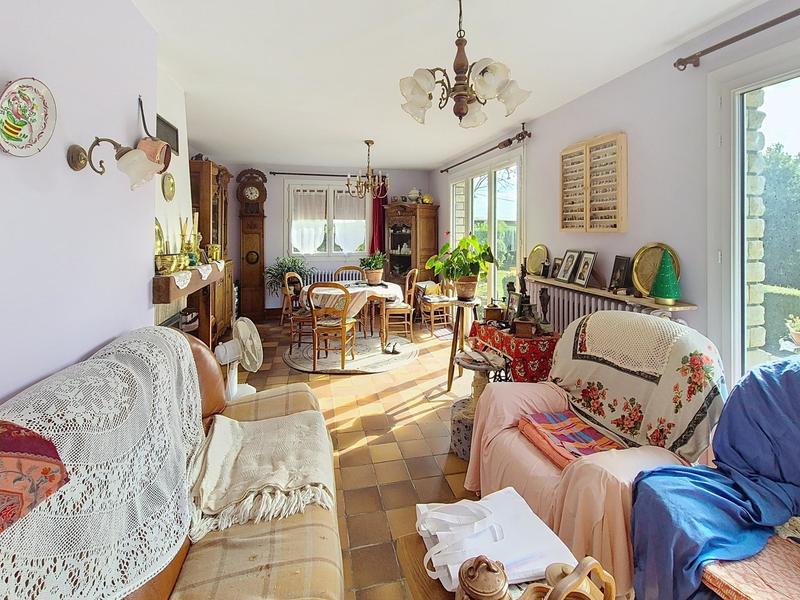 Maison - 94 m² - 6 pièces