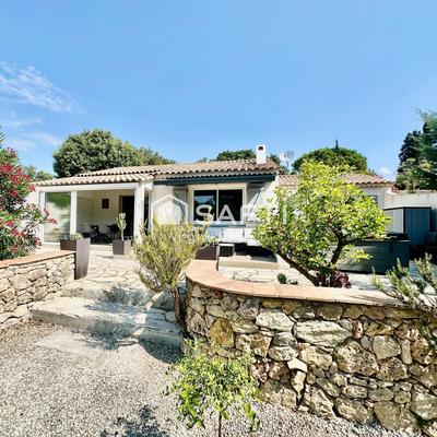 Maison - 95 m² - 4 pièces