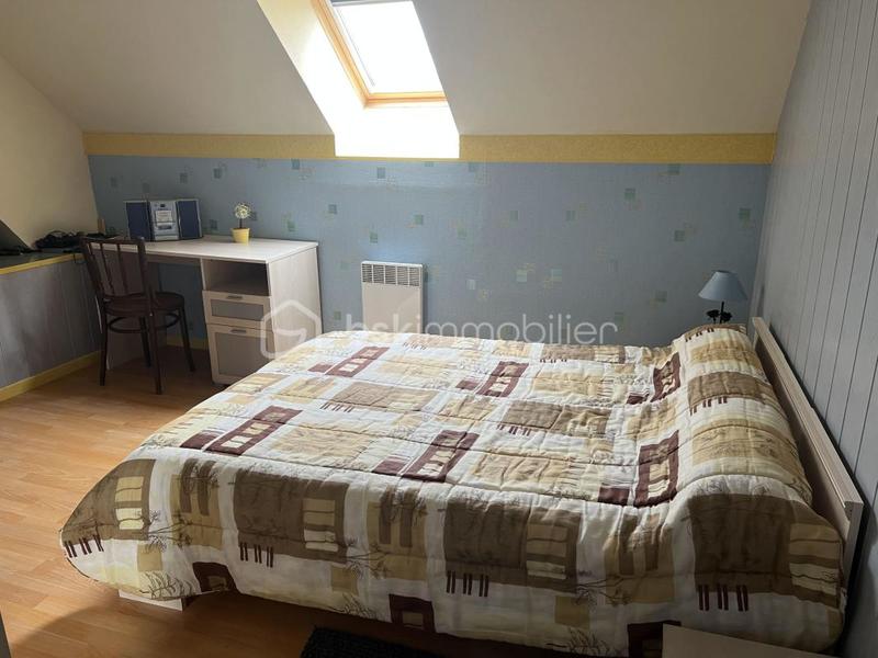 Maison - 222 m² - 10 pièces