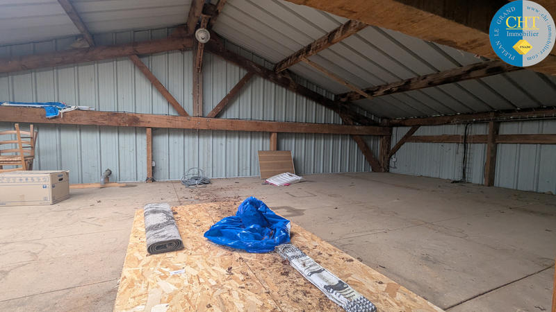 Entrepôt - 200 m² - 2 pièces