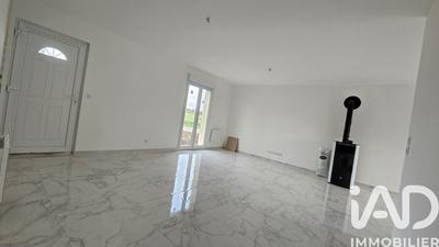 Maison - 105 m² - 5 pièces