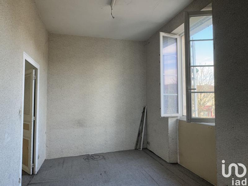 Maison - 300 m² - 5 pièces