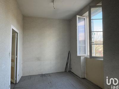 Maison - 300 m² - 5 pièces