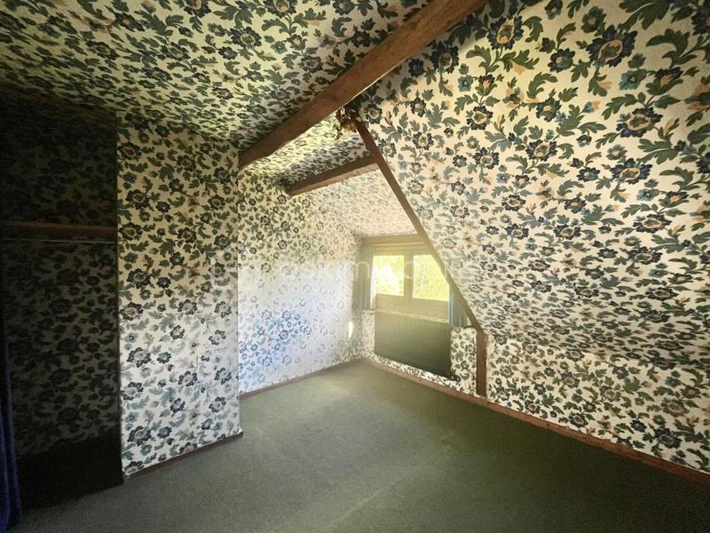 Maison - 128 m² - 7 pièces