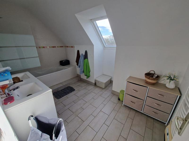 Maison - 168 m² - 7 pièces