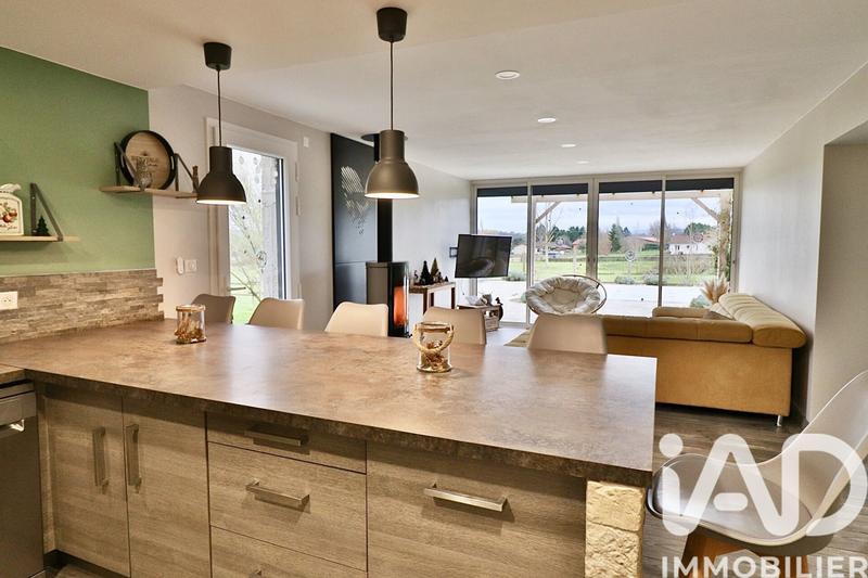 Maison - 170 m² - 8 pièces