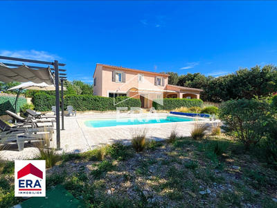 Maison - 159 m² - 5 pièces