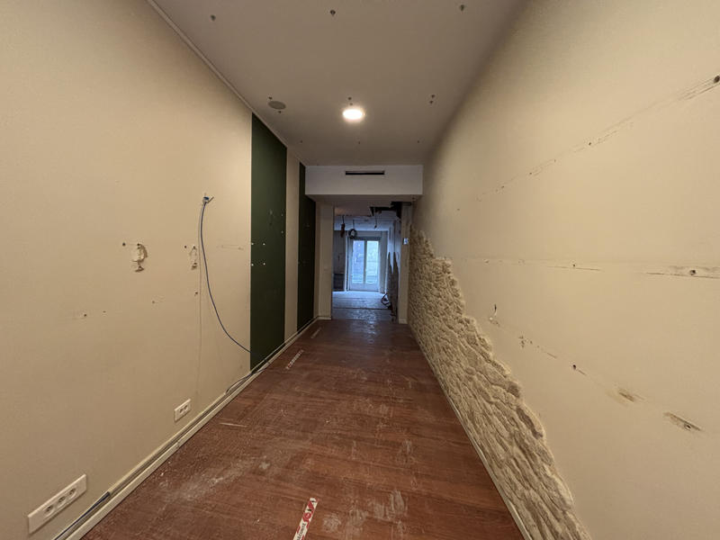 Local commercial - 81 m²