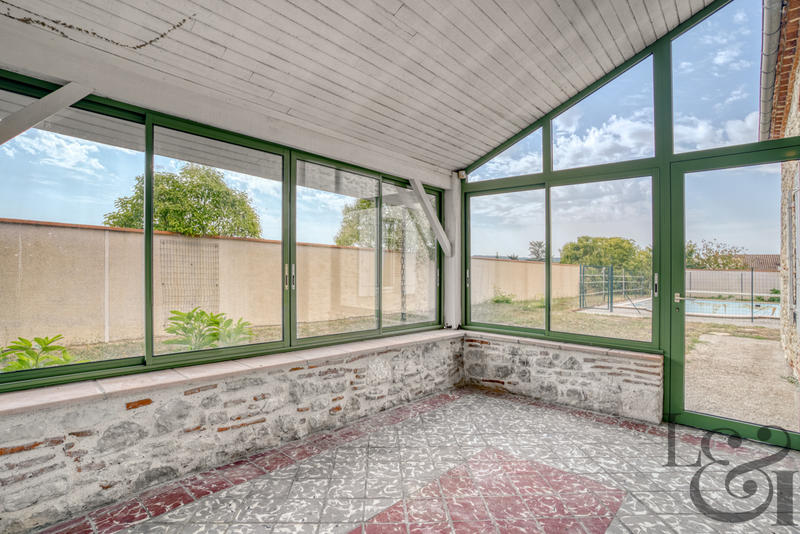 Maison - 170 m² - 9 pièces