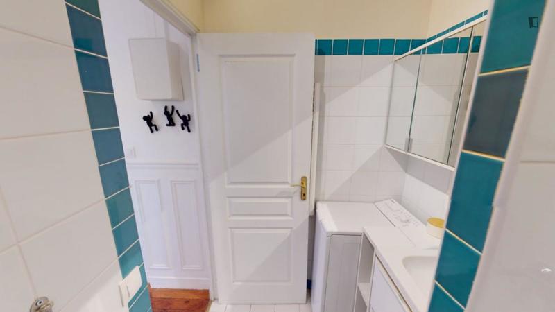 Chambre - 11 m² - 6 pièces