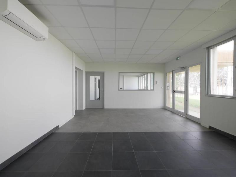 Entrepôt - 490 m² - 3 pièces