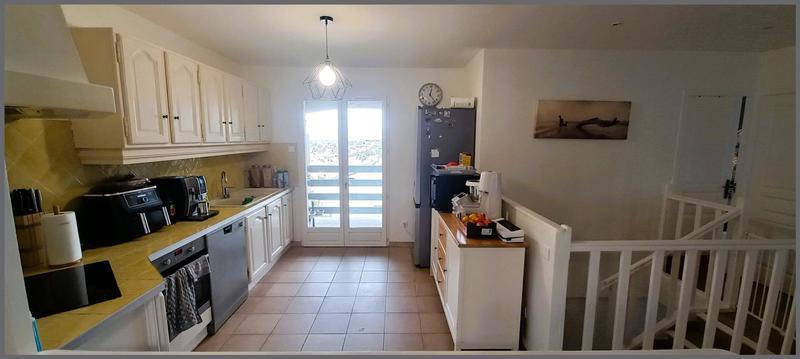 Maison - 93 m² - 4 pièces