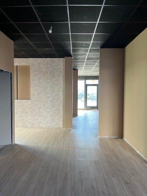 Local commercial - 109 m²