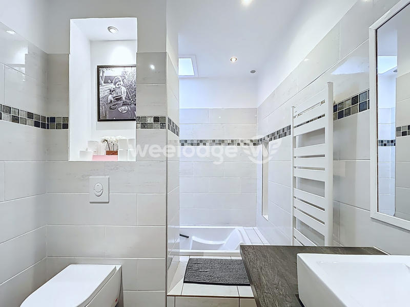 Maison - 88 m² - 4 pièces