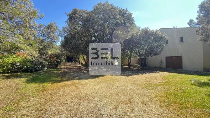 Propriété - 193 m² - 5 pièces