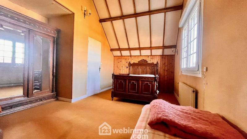 Maison - 153 m² - 8 pièces