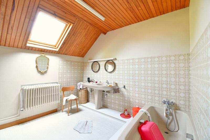 Maison ancienne - 180 m² - 5 pièces