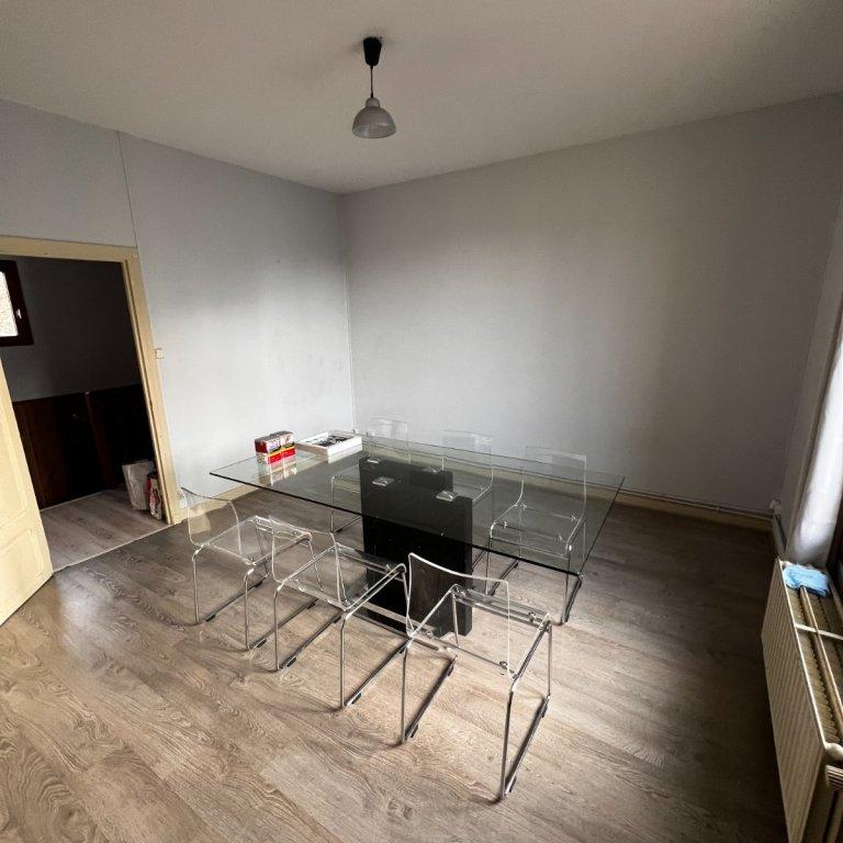 Immeuble - 144 m² - 7 pièces