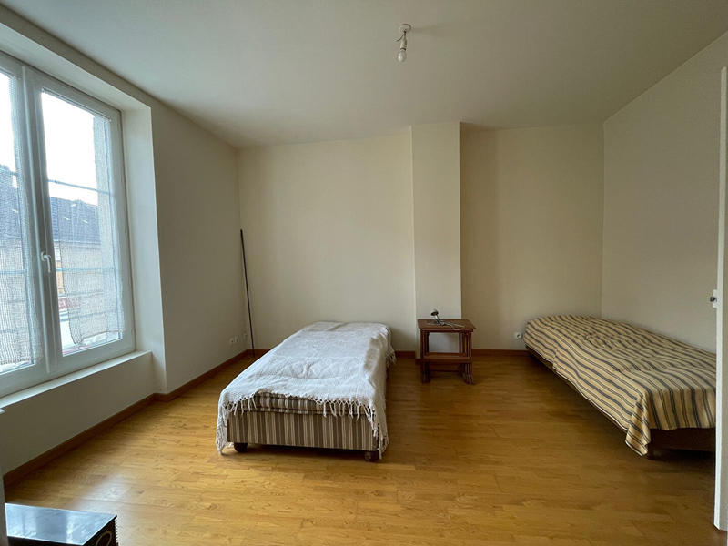 Maison - 317 m² - 13 pièces