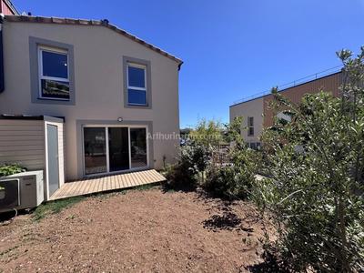 Maison - 80 m² - 4 pièces