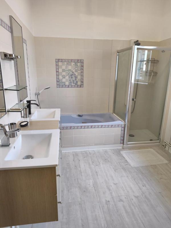 Maison - 173 m² - 6 pièces