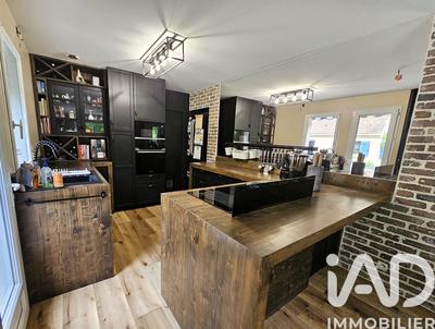 Maison - 140 m² - 7 pièces