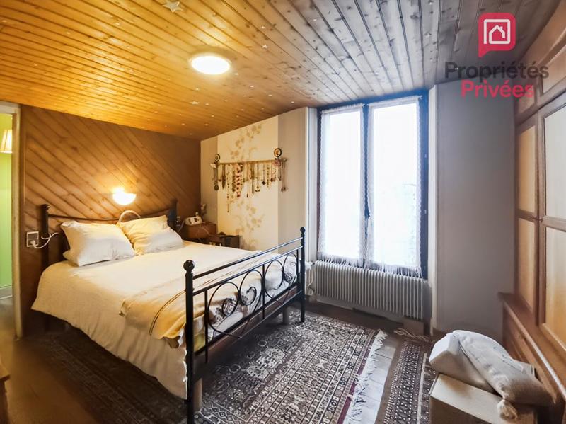 Maison - 143 m² - 6 pièces