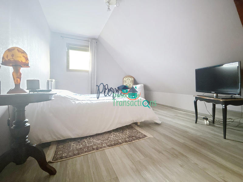 Maison - 104 m² - 5 pièces