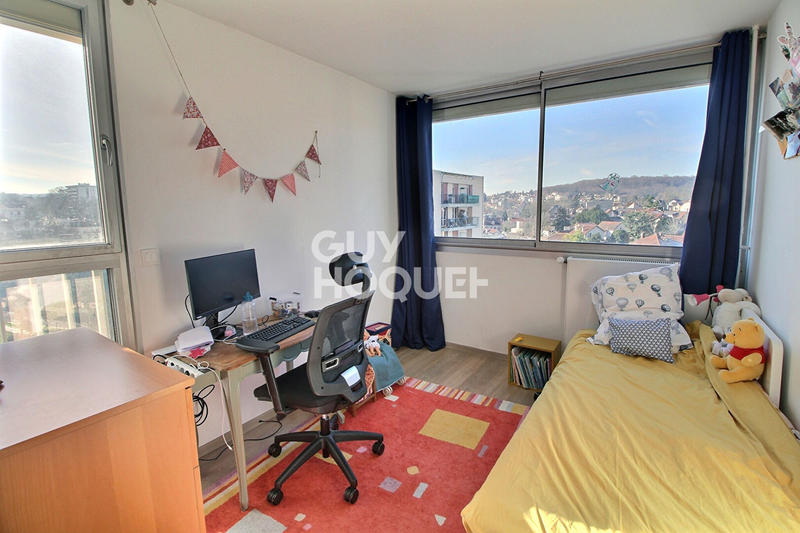 Appartement - 85 m² - 5 pièces