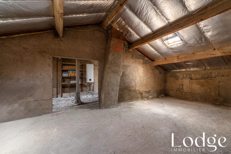 Maison - 93 m² - 5 pièces