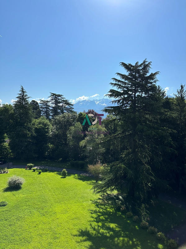 Appartement - 144 m² - 4 pièces