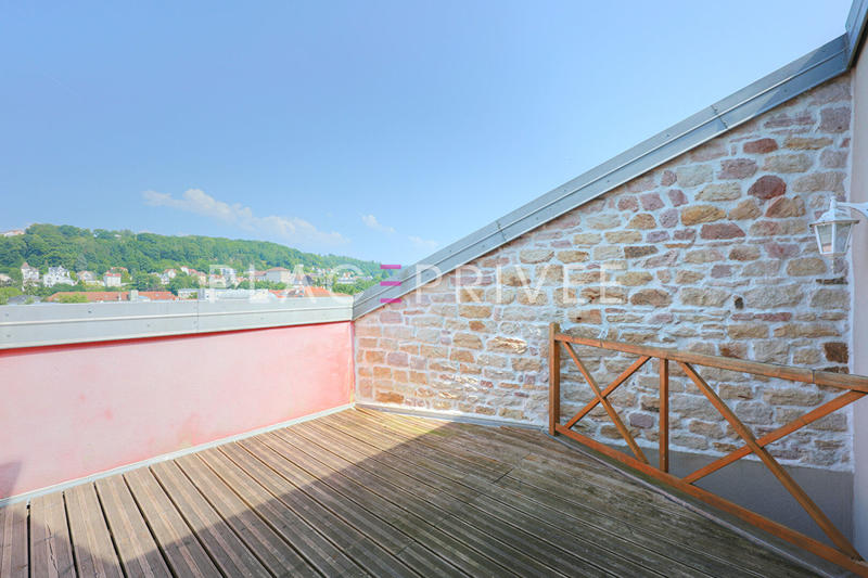 Appartement - 193 m² - 6 pièces