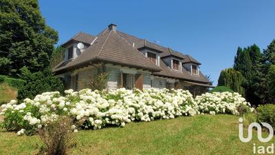 Maison - 190 m² - 8 pièces