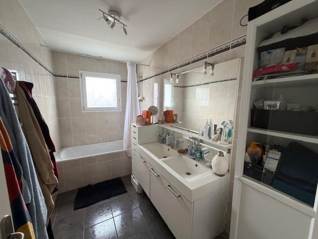 Maison - 97 m² - 4 pièces