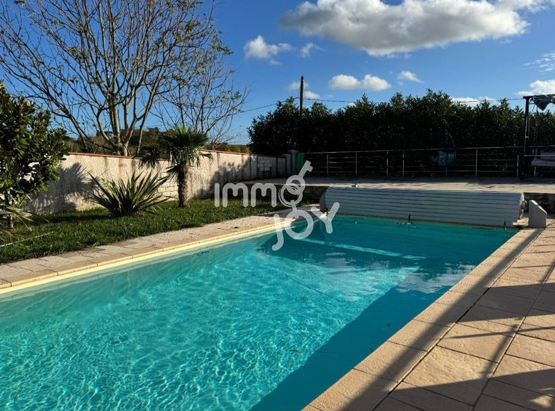 Maison - 178 m² - 7 pièces