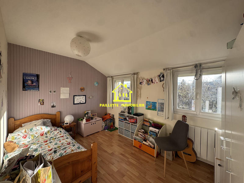 Maison traditionnelle - 110 m² - 5 pièces