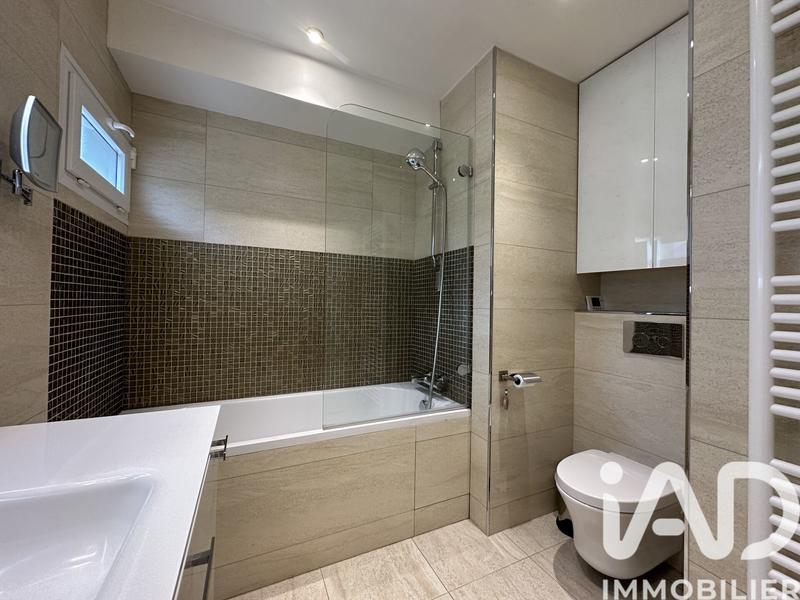 Maison - 171 m² - 6 pièces