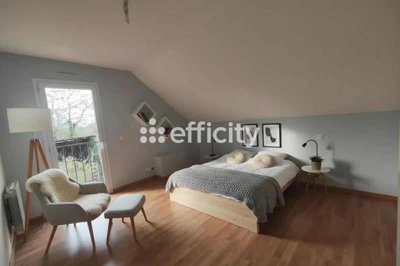 Pavillon - 105 m² - 5 pièces