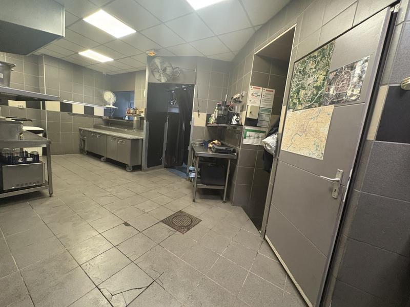 Fonds de commerce - Hôtellerie / Restauration - 230 m²