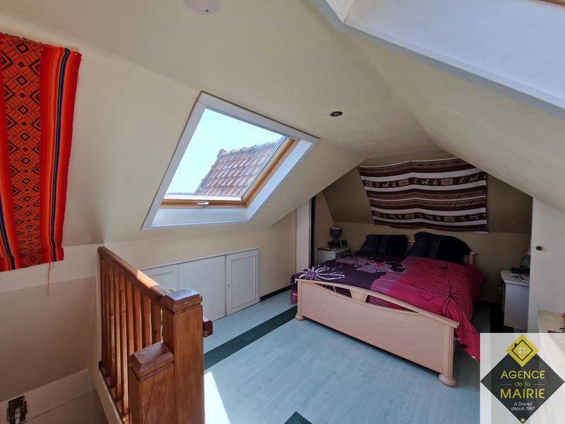 Maison - 94 m² - 5 pièces