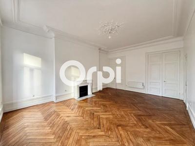 Appartement - 113 m² - 4 pièces