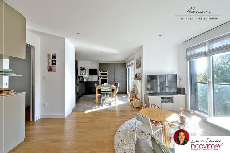 Appartement - 80 m² - 4 pièces