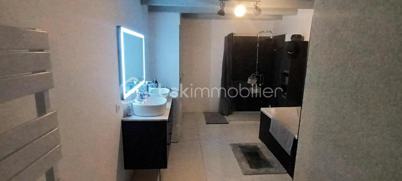 Corps de ferme - 163 m² - 5 pièces