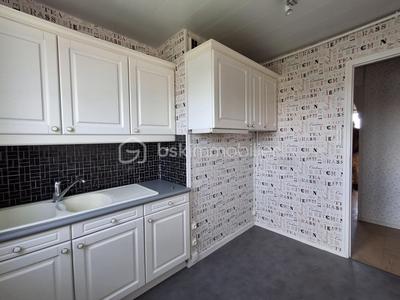 Appartement - 64 m² - 4 pièces